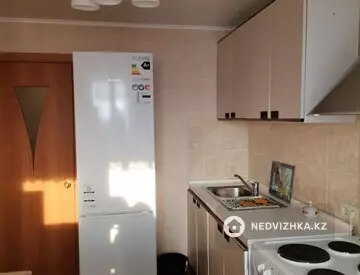 2-комнатная квартира, этаж 7 из 9, 52 м², на длительный срок