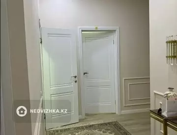 2-комнатная квартира, этаж 6 из 8, 75 м²