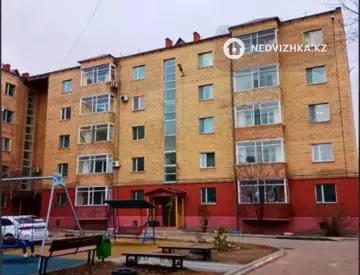 3-комнатная квартира, этаж 4 из 5, 79 м²