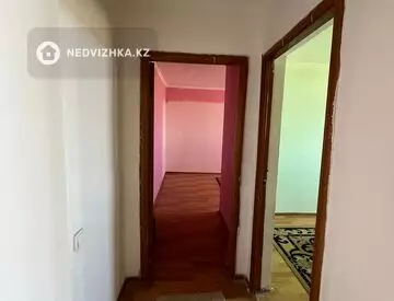 3-комнатная квартира, этаж 8 из 9, 70 м²