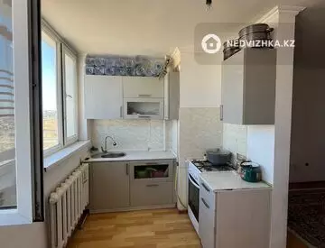 3-комнатная квартира, этаж 8 из 9, 70 м²