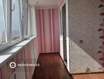 2-комнатная квартира, этаж 8 из 9, 58 м², на длительный срок