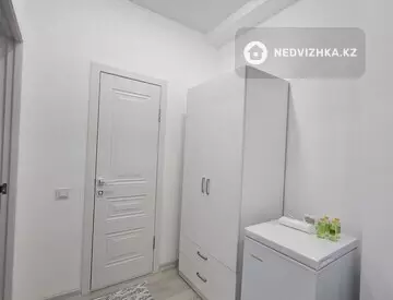 1-комнатная квартира, этаж 3 из 9, 48 м²