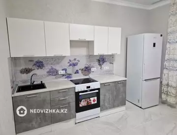 1-комнатная квартира, этаж 7 из 7, 43 м², на длительный срок