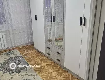 2-комнатная квартира, этаж 4 из 5, 40 м²