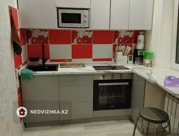 2-комнатная квартира, этаж 3 из 5, 44 м²