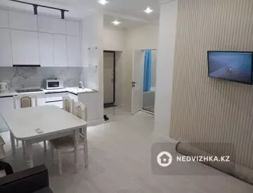 2-комнатная квартира, этаж 10 из 12, 40 м²
