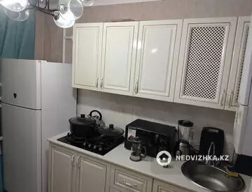 1-комнатная квартира, этаж 3 из 5, 28 м², на длительный срок