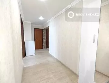 4-комнатная квартира, этаж 9 из 9, 78 м²