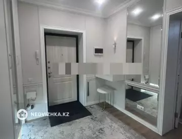 3-комнатная квартира, этаж 3 из 8, 90 м²