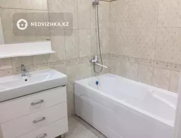 5-комнатная квартира, этаж 10 из 12, 204 м²