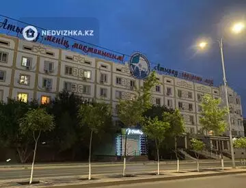 2-комнатная квартира, этаж 3 из 5, 55 м², на длительный срок