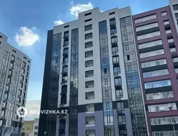 3-комнатная квартира, этаж 4 из 9, 92 м²
