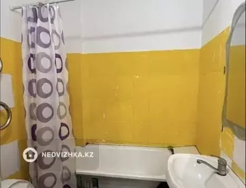 1-комнатная квартира, этаж 9 из 10, 42 м²
