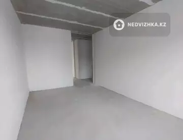 3-комнатная квартира, этаж 8 из 9, 75 м²