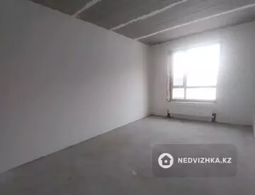 3-комнатная квартира, этаж 8 из 9, 75 м²