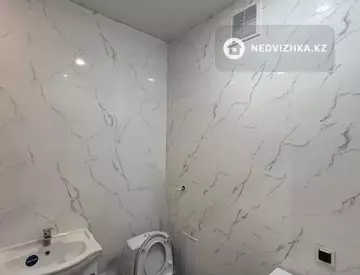 1-комнатная квартира, этаж 4 из 10, 39 м²