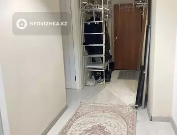 2-комнатная квартира, этаж 9 из 18, 58 м²