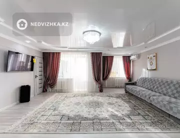 3-комнатная квартира, этаж 3 из 6, 90 м²