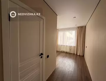 2-комнатная квартира, этаж 12 из 17, 53 м²