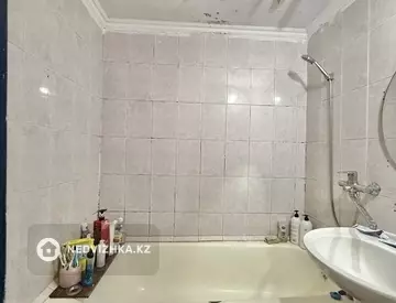 3-комнатная квартира, этаж 2 из 6, 68 м²