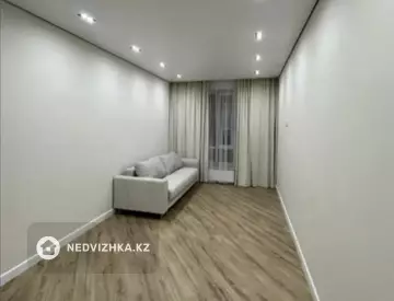 2-комнатная квартира, этаж 4 из 9, 43 м²