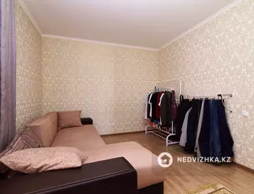1-комнатная квартира, этаж 10 из 18, 43 м²