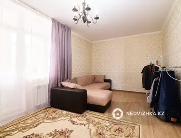 1-комнатная квартира, этаж 10 из 18, 43 м²