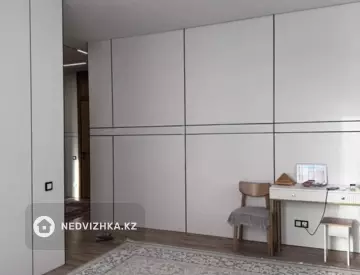 3-комнатная квартира, этаж 3 из 16, 94 м²