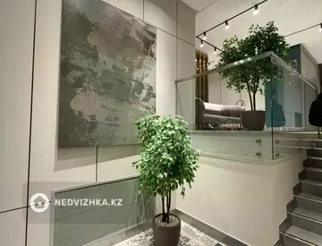 2-комнатная квартира, этаж 8 из 9, 65 м²