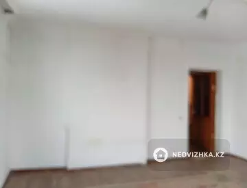 2-комнатная квартира, этаж 2 из 2, 50 м², на длительный срок