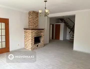 5-комнатный дом, 280 м²