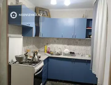 3-комнатная квартира, этаж 3 из 5, 62 м²