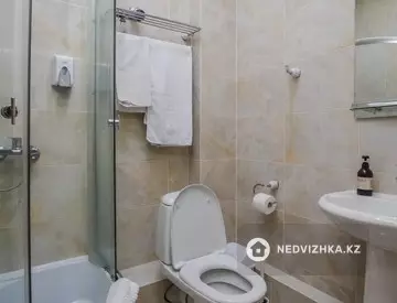 Гостиница, этаж 1 из 3, 300 м²