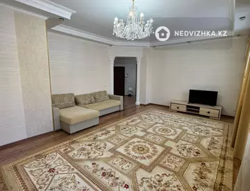 3-комнатная квартира, этаж 2 из 9, 125 м²