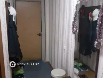 2-комнатная квартира, этаж 3 из 5, 48 м²