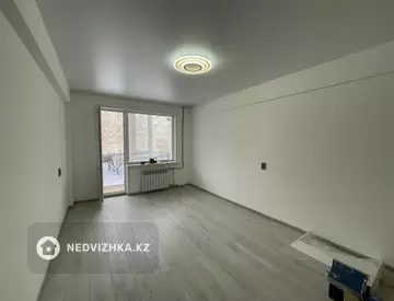 1-комнатная квартира, этаж 2 из 5, 30 м²