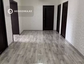 6-комнатный дом, 6.7 соток, 120 м²