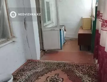 2-комнатная квартира, этаж 1 из 5, 48 м²