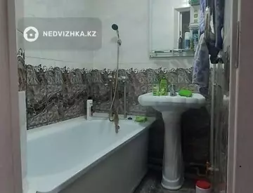 2-комнатная квартира, этаж 1 из 5, 42 м²