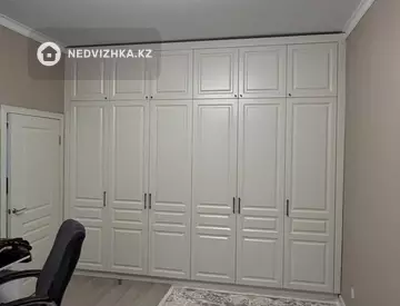1-комнатная квартира, этаж 4 из 9, 43 м²