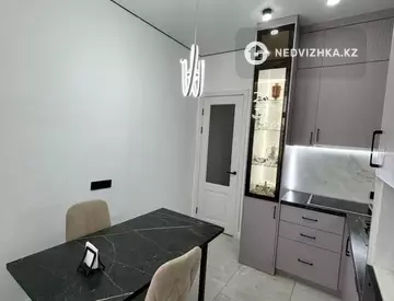 2-комнатная квартира, этаж 4 из 9, 58 м²