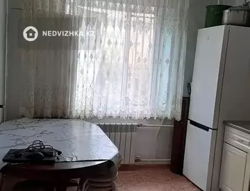 2-комнатная квартира, этаж 3 из 6, 59 м²