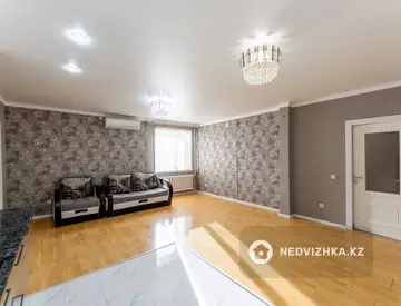 4-комнатная квартира, этаж 2 из 9, 108 м²