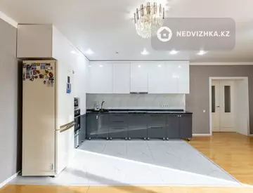 4-комнатная квартира, этаж 2 из 9, 108 м²