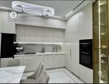 3-комнатная квартира, этаж 19 из 23, 95 м²