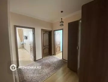 4-комнатная квартира, этаж 22 из 24, 106 м²
