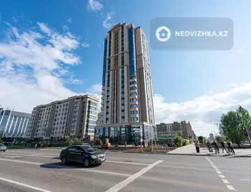 3-комнатная квартира, этаж 7 из 8, 99 м²