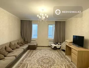 3-комнатная квартира, этаж 4 из 12, 84 м²