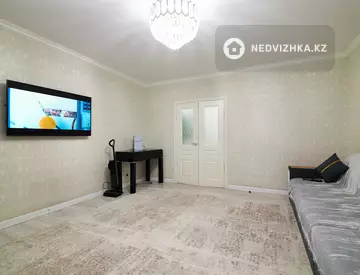 3-комнатная квартира, этаж 4 из 9, 85 м²